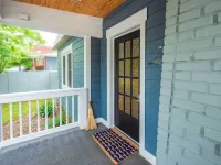 Artisan Gem - 2 BR / 1 Bath Hotels in Spruce Pine