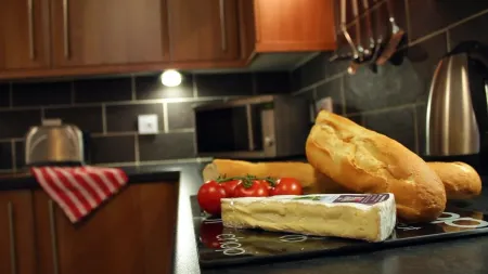 Maggie's Mews spacious self-catering holiday cottage, lovely views, pets welcome Отели в г. Гритам вит Сомерсби