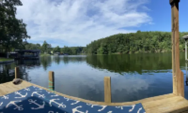 Tranquility on Lake Tillery , Waterfront Home with Large Dock & Paddle Boards!