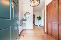 Mountain Base Home Near Seattle & Bellevue | Gym & Game Room