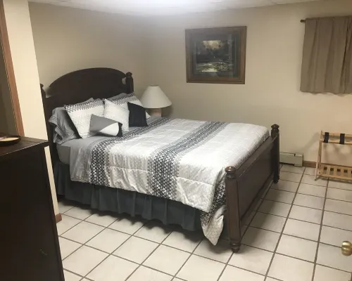 Centrally located in the beautiful Black Hills 리드 호텔