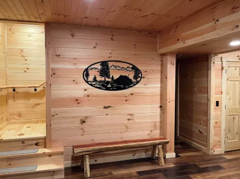 "Rustic Elegance" Your best Hocking Hills Experience !