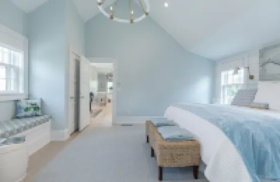 Newly constructed 3 BR house . Walk to town, harbor and restaurants