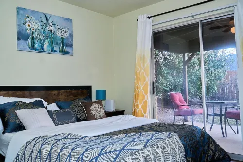 Visit Downtown Frisco Cozy & Relaxing Vacation Home