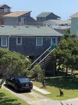 Enjoy Easy Access To The Ocean Less Than 100 Yards Away!! - Wi-Fi