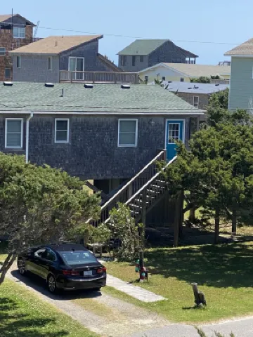 Enjoy Easy Access To The Ocean Less Than 100 Yards Away!!