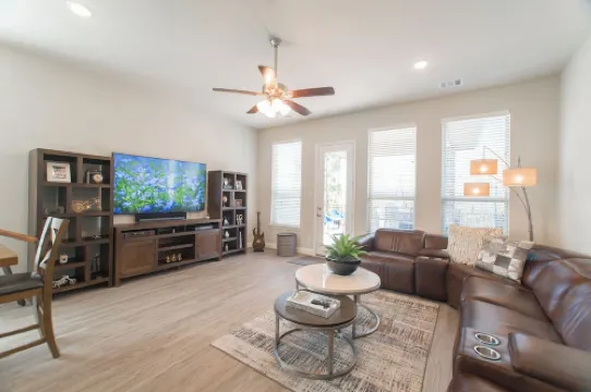 Deck, Private Gym & Comm Pools near Woodlands Mall