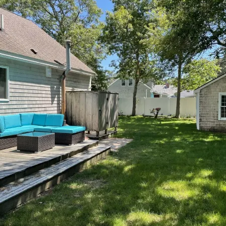 Newly updated 3bdrm Dennis Port home 1.5 blocks to the beach!