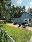 Cozy Crosby Cottage