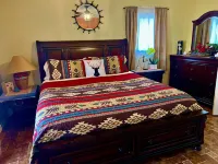 700ft  Downstairs  Living Quarters.Full Equipped Kitchen  1Bedroom and Bathroom