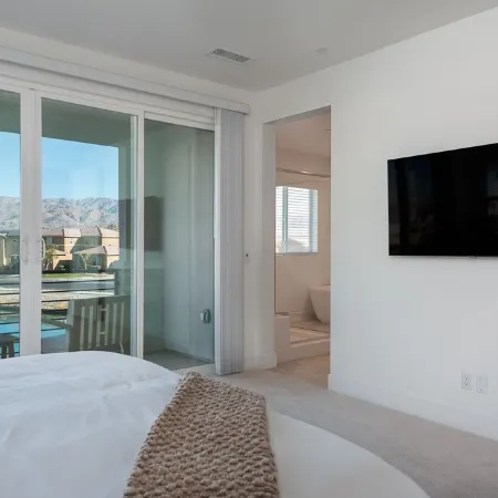 Lakefront Luxury Stay in Indio California w/ Pool