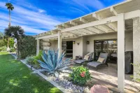 Desert Paradise Retreat Awaits on Golf Course with Sunset & Mountain Views