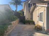 ✻Beautiful & Spacious Oside Oasis Family Retreat✻ Hotels near Vons
