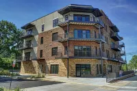 Top floor condo overlooking historic Downtown Blue Ridge!