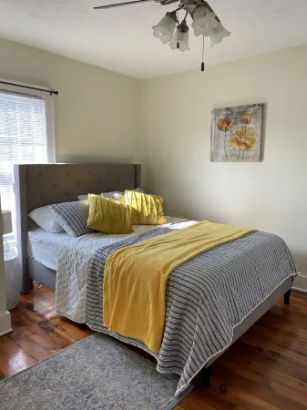 Gallipolis along the river. No cleaning fee and no Taxes.