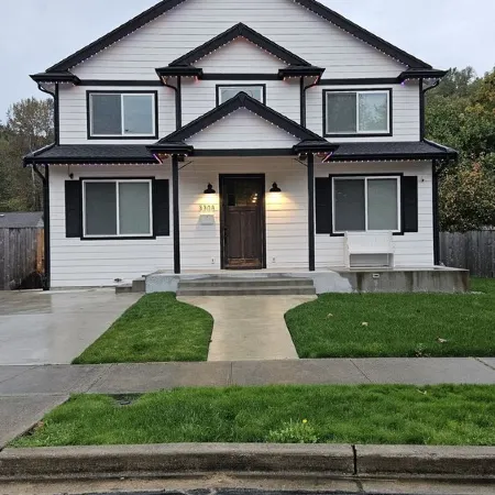 5 bed 2.5 bath w/ detached game room. Open concept, spacious for large groups.