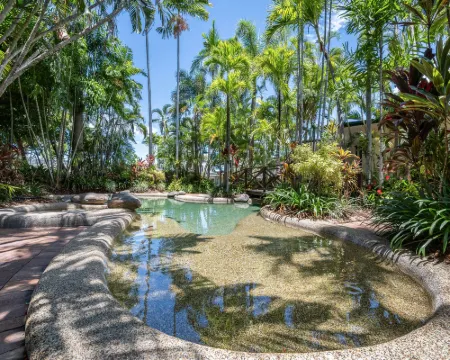 City Oasis Inn Townsville, SureStay Collection by BW Hotels in Townsville