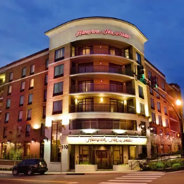 Hampton Inn & Suites Nashville-Downtown Отели рядом с достопримечательностью «Музей Пэтси Клайн»