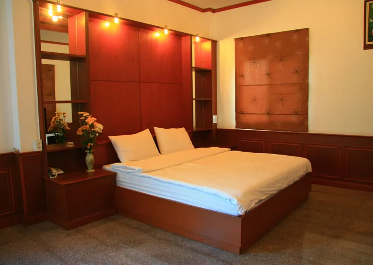 ห้องสแตนดาร์ด เตียงใหญ่ 1 เตียง