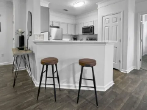 Cozy 2-bedroom apartment with Fiber WiFi, AC in charming Buford private 2 bedroo