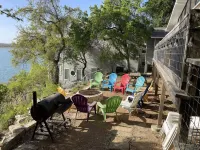 LAKE HAUS- Lake front home! Direct access to Canyon Lake.