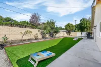 ❤️COMPLETELY RENOVATED QUIET LUXURY HOME NEAR DISNEYLAND❤️ Hotels in Orange