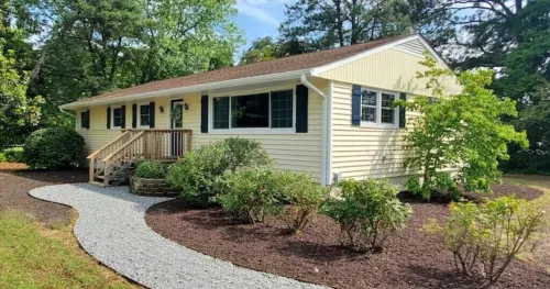 Welcome to this Waterfront Home with Amazing Views Hotels in Gloucester County