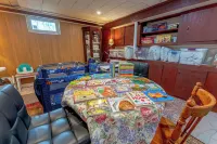 Family Stays: Middletown, CT