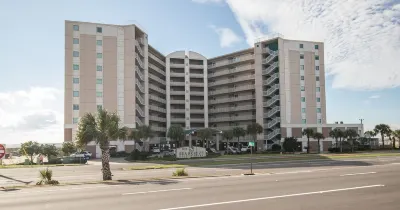 Direct Beachfront 5th. Floor center unit  with Million Dollar Views. Seabreeze. Hotels near Korean Restaurant RC