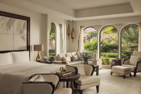 One&Only the Palm Отели рядом с достопримечательностью «The View Palm Jumeirah»