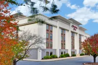 Hampton Inn Salisbury Các khách sạn gần Fine Frame Gallery