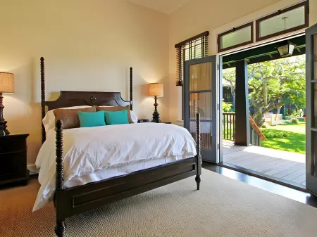 Lumeria Maui, Educational Retreat Center