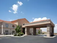 Baymont by Wyndham Belen NM Hotels near Belen Flea Market