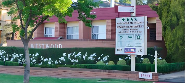 Westwood Motor Inn Hotels in Armidale