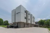 RedDoorz Syariah Near Rumah Sakit Medika Dramaga Hotels in Dramaga