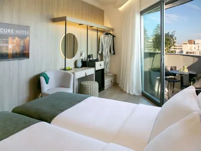 Mercure Larnaca City Các khách sạn gần Touzla Mosque