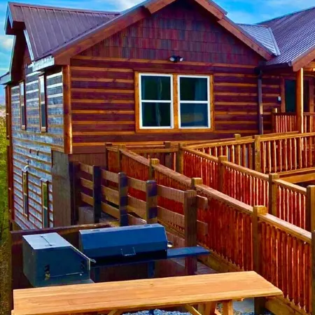 Amazing Brand New 8Bdrm Cabin-Pool-Arcades-Gazebo