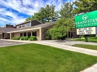 Blossom Hotel & Suites Traverse City