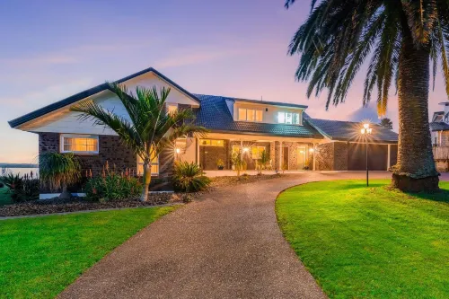 Auckland Serenity 1 Hôtels à : Karaka