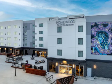 Homewood Suites by Hilton Newport Cincinnati Отели рядом с достопримечательностью «Ньюпорт он Ливи»