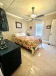 Beautiful, Relaxing, Spacious Cottage with view of Vermillion Bay!