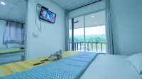 Happiness Resort Hotel dekat Wat Nong Prue
