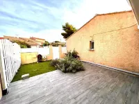Provencal style home in Mediterranean seaside town Hotels near Cave Des Vignerons Londais