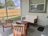 Comfort Cove, 3/2, Fully Fenced, Spring Hill, FL Hotels in Spring Hill