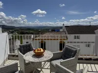 Lemon Tree Patio-Mountain View, Delightful Home in Olvera-Cadiz-Andalucia-Spain