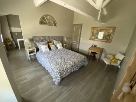 Gîte de Charme en Médoc à Proximité des Plages-grande Piscine au sel