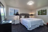 10 minutes from dozens of wineries!