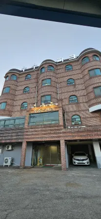 Dongducheon Soosoo Park Отели в г. Тондучхон