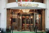 Van Life Hotel Hotel di 