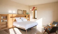Prieuré Saint-Nicolas - les Maisons فنادق في Arpaillargues-et-Aureillac